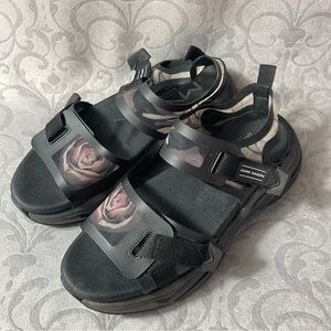 Mark Nason Black Sandals with Rose Print Straps Sz 8.5